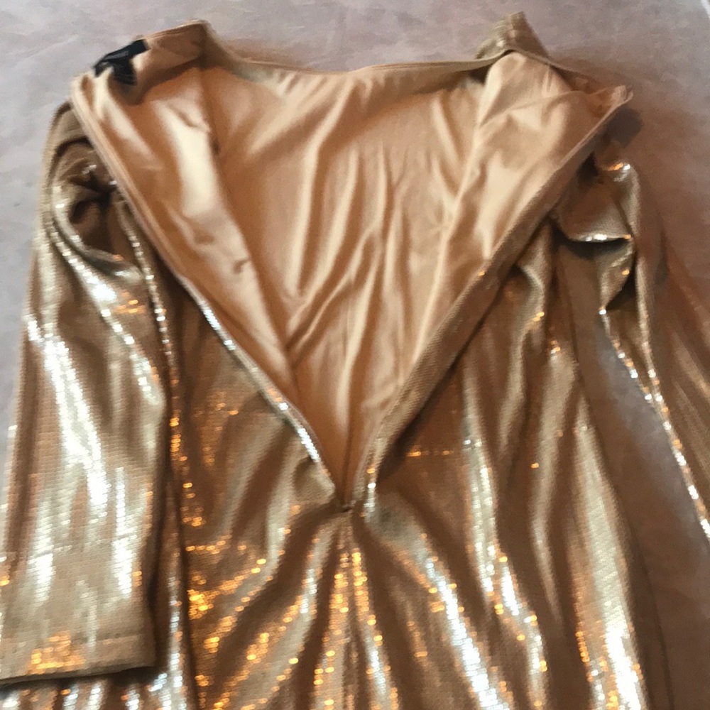 Dress - Picture 2 of 3